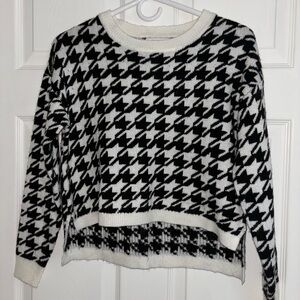 Black and White Houndstooth Sweater